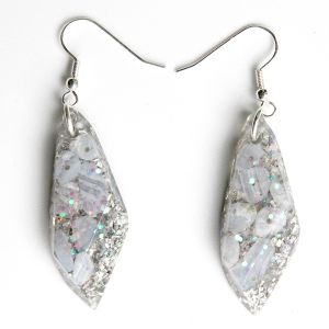 Boucles d’oreilles plates – calcédoine bleue